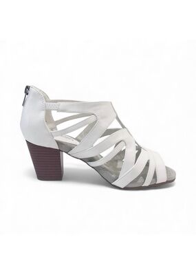 Easy Street Amaze Strappy Block Heel Sandals Back Zip White 7.5 Wide NEW